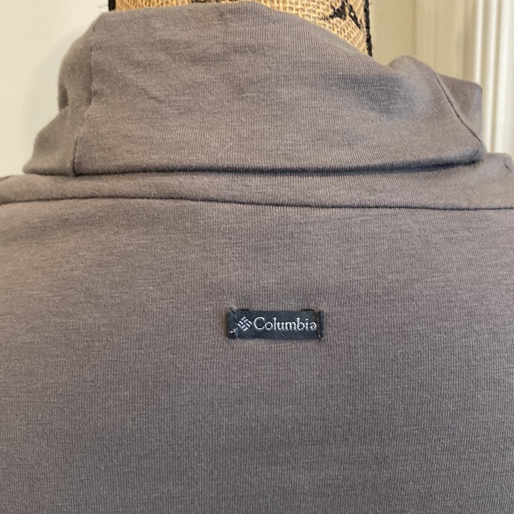 NWOT Columbia Gray Lightweight Jacket - Picture 4 of 8